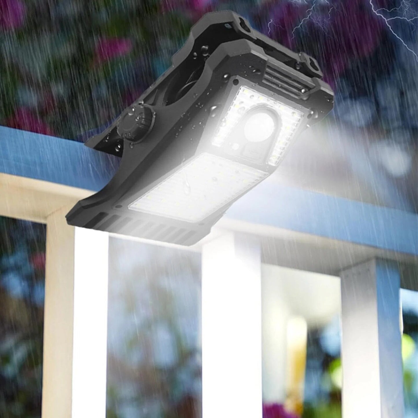 Solar Powered LED Outdoor Light Clip